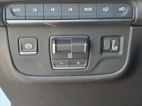 New 2026 Cadillac Escalade ESV Sport w/ Touring Package image 29