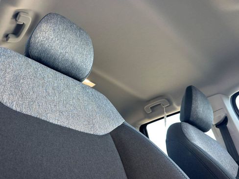 Used 2025 Ford Maverick XLT FWD image 16