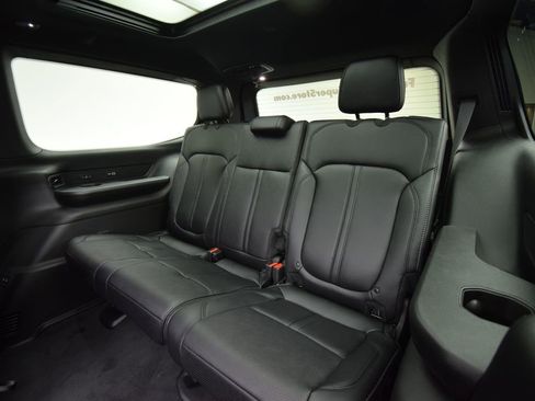 New 2026 Jeep Grand Wagoneer Limited AWD/4WD image 40