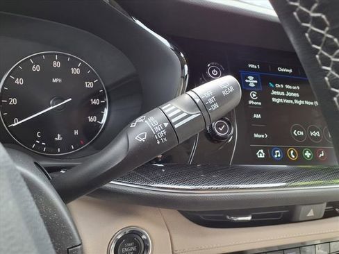 Used 2023 Buick Envision Preferred image 22