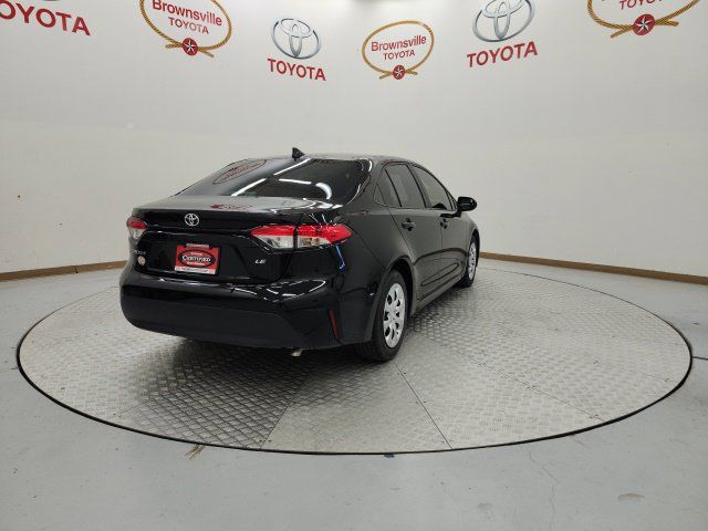 Certified 2025 Toyota Corolla LE FWD image 8