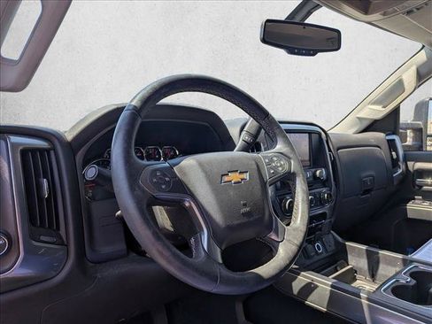 Used 2015 Chevrolet Silverado 2500 LT w/ LT Convenience Package AWD/4WD image 9