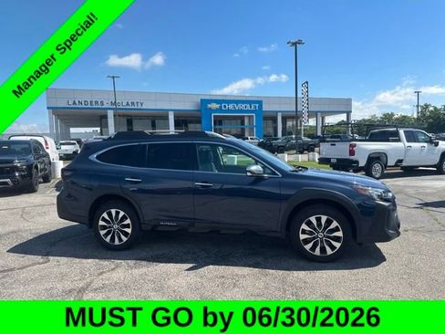 Used 2025 Subaru Outback Touring XT w/ Popular Package #2 AWD/4WD image 2