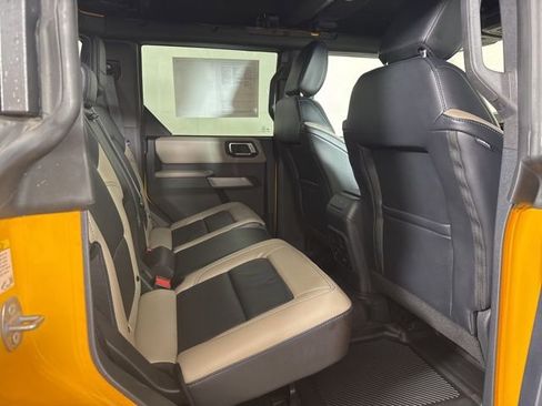 Used 2022 Ford Bronco Wildtrak image 5