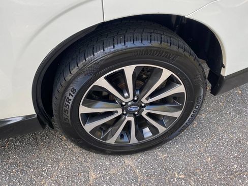 Used 2017 Subaru Forester 2.0XT Touring AWD/4WD image 9