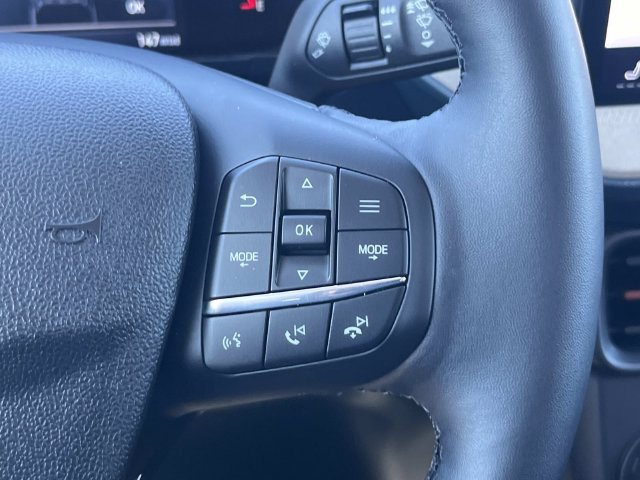 Used 2025 Ford Maverick Lariat w/ 4K Tow Package AWD/4WD image 28