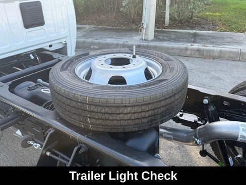 New 2026 RAM 5500 Tradesman AWD/4WD image 35