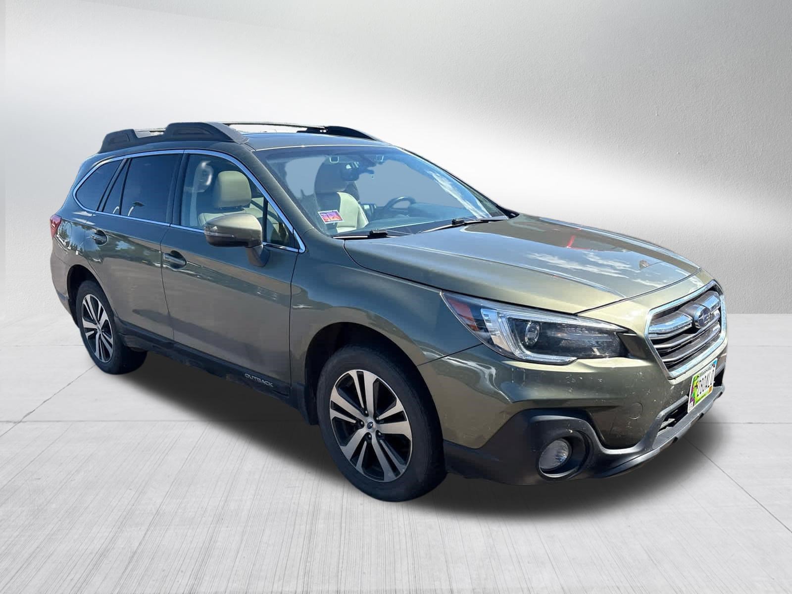 Used 2018 Subaru Outback 2.5i Limited AWD/4WD image 5