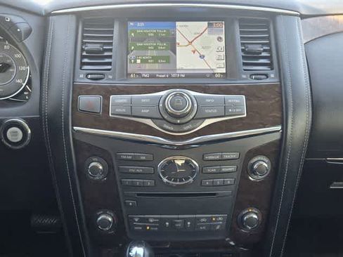 Used 2017 INFINITI QX80 2WD w/ Driver Assistance Package image 17