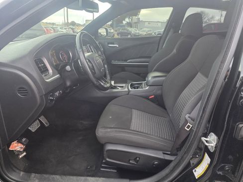 Used 2022 Dodge Charger GT image 11