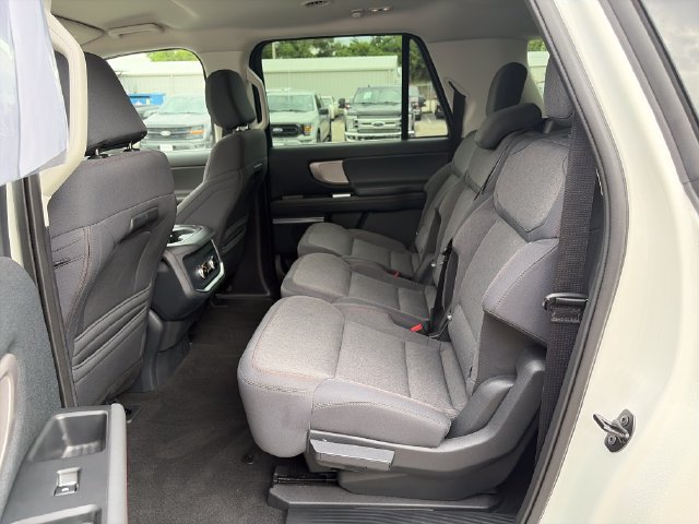 Used 2025 Ford Expedition Max Active AWD/4WD image 25