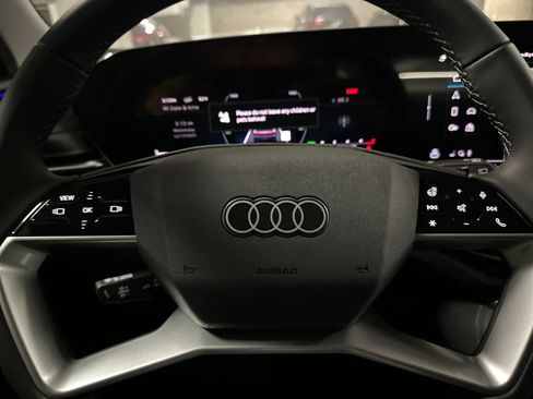 New 2025 Audi Q5 Premium Plus AWD/4WD image 24