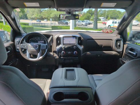 Used 2020 GMC Sierra 1500 SLT w/ SLT Premium Plus Package AWD/4WD image 28