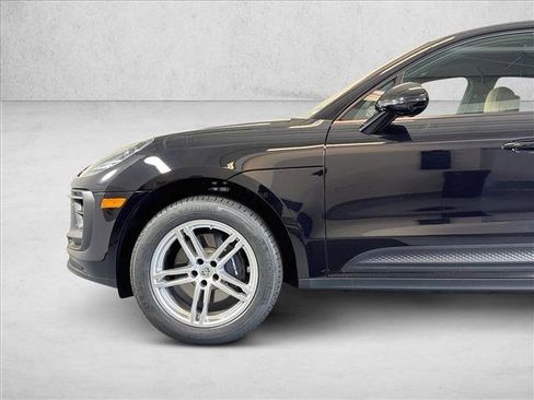 Used 2026 Porsche Macan AWD/4WD image 27