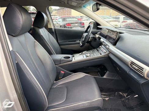 Used 2022 Hyundai Nexo Blue image 29