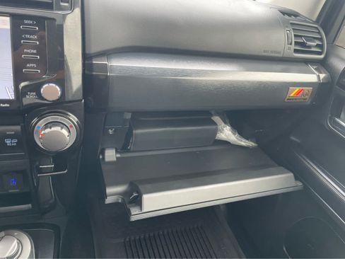 Used 2023 Toyota 4Runner 40th Anniversary SE image 27