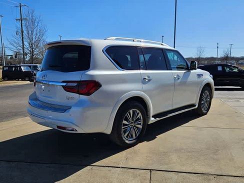 Used 2024 INFINITI QX80 Luxe image 8