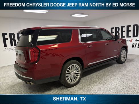 Used 2023 GMC Yukon XL Denali w/ Denali Reserve Package AWD/4WD image 4