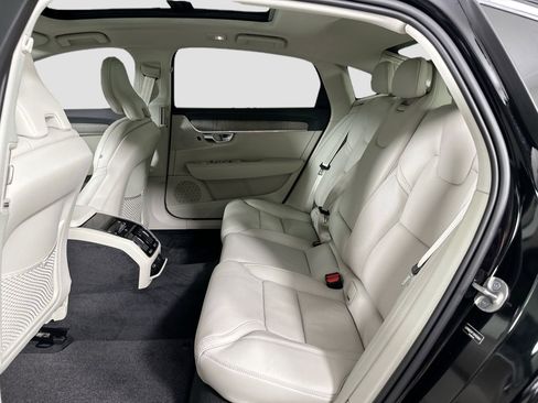 New 2025 Volvo S90 B6 Ultra w/ Lounge Package image 23