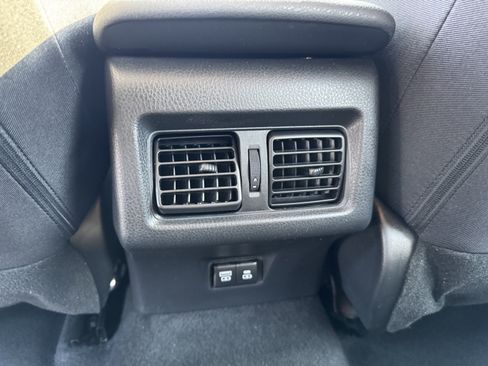 Used 2025 Toyota Camry LE FWD image 13
