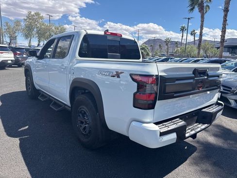 Used 2025 Nissan Kicks SR image 22