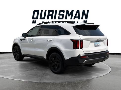 Certified 2023 Kia Sorento S w/ Panoramic Sunroof Package AWD/4WD image 5