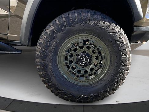 Used 2023 Chevrolet Colorado ZR2 w/ ZR2 Convenience Package III image 33