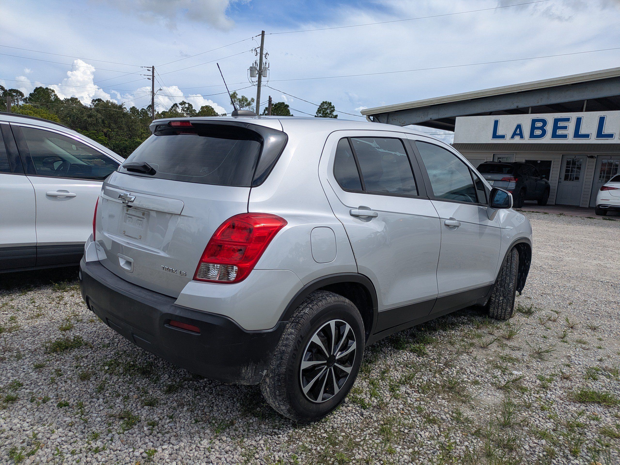 Used 2016 Chevrolet Trax LS FWD image 4