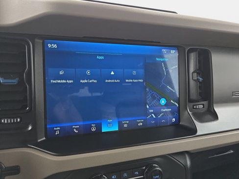 Used 2023 Ford Bronco Wildtrak AWD/4WD image 18