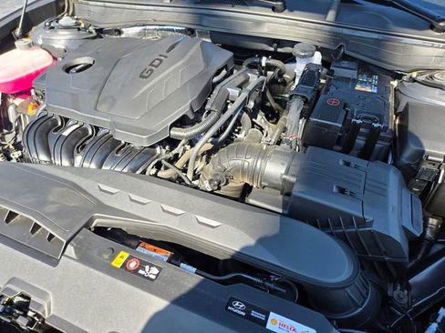 Used 2025 Hyundai Sonata SEL FWD image 22