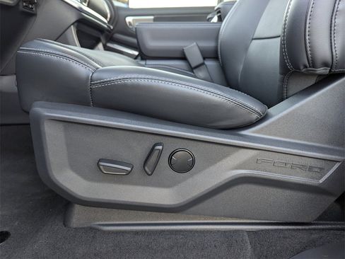 New 2025 Ford Expedition Platinum w/ Driver's Package image 13