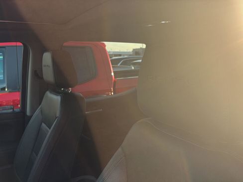 Used 2021 GMC Sierra 1500 Denali w/ Denali Ultimate Package image 33