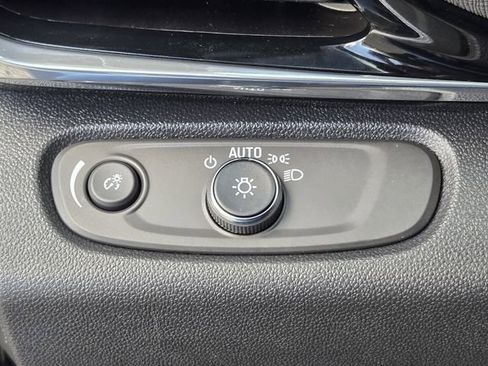 Certified 2025 Buick Envista Sport Touring w/ Convenience I Package image 26