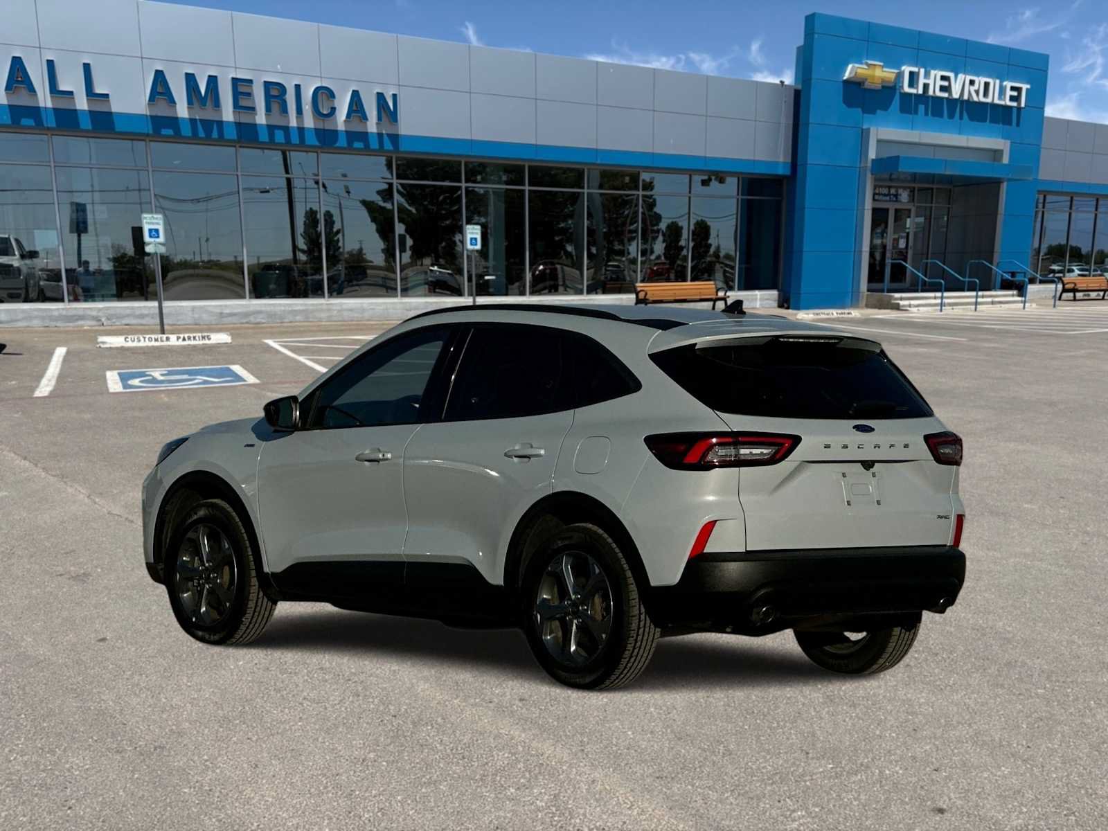 Used 2025 Ford Escape ST-Line AWD/4WD image 6