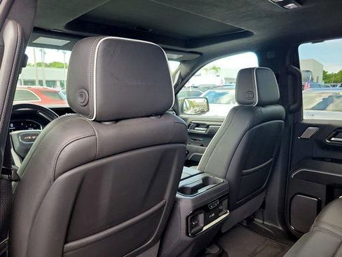 Used 2025 GMC Sierra 1500 AT4X AWD/4WD image 12