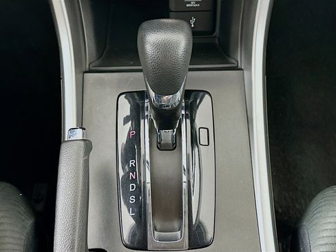 Used 2015 Honda Accord LX image 23