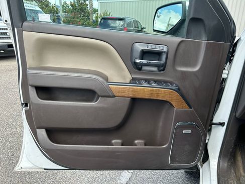 Used 2018 Chevrolet Silverado 1500 LTZ w/ Texas Edition AWD/4WD image 9