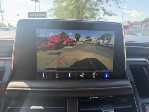 Used 2022 GMC Yukon SLT w/ SLT Premium Package RWD image 36