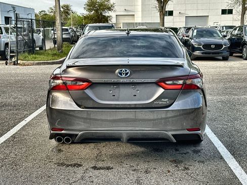 Used 2022 Toyota Camry SE w/ Audio Upgrade Package image 7