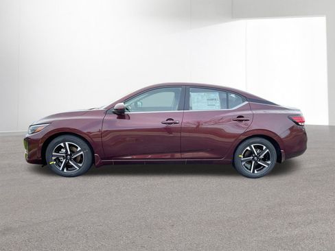Used 2025 Nissan Sentra SV w/ All-Weather Package FWD image 15