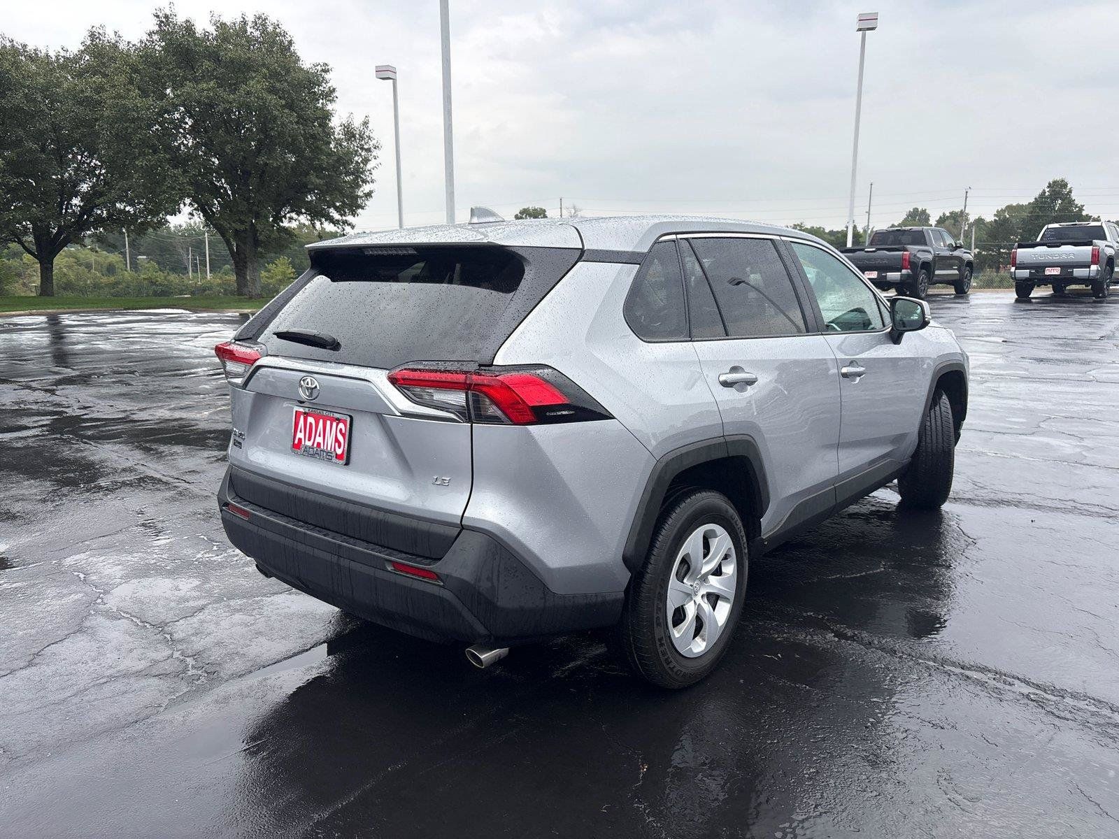 Used 2025 Toyota RAV4 LE FWD image 10