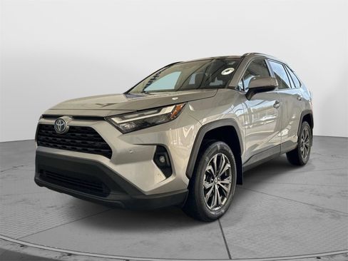 Used 2024 Toyota RAV4 XLE Premium image 2
