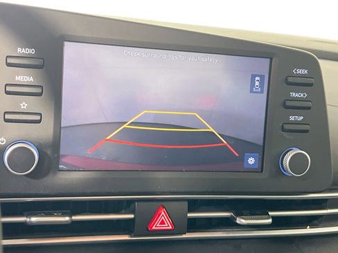 Used 2023 Hyundai Elantra SEL FWD image 13