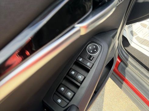 Used 2024 Kia Seltos S image 18