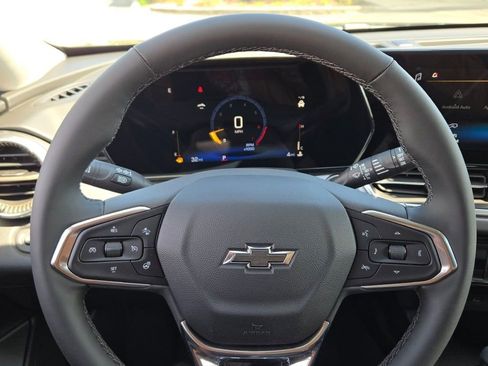 New 2026 Chevrolet Trax ACTIV FWD image 31