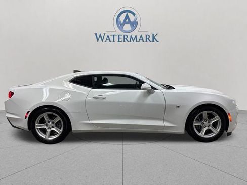 Used 2023 Chevrolet Camaro LT RWD image 7