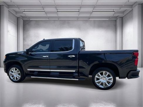 Used 2023 Chevrolet Silverado 1500 High Country w/ High Country Premium Package AWD/4WD image 6