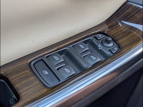 Used 2015 Volvo S60 T6 Platinum FWD image 11