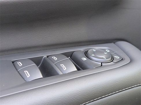 New 2026 Chevrolet Tahoe LS image 9