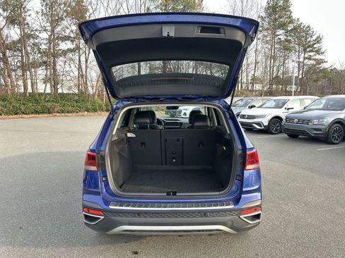 Certified 2023 Volkswagen Taos SEL image 43